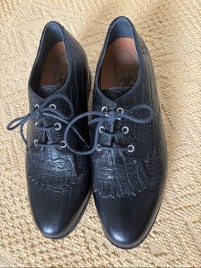 Ariat Black Croc-Embossed Lace-Up Women's Oxfords